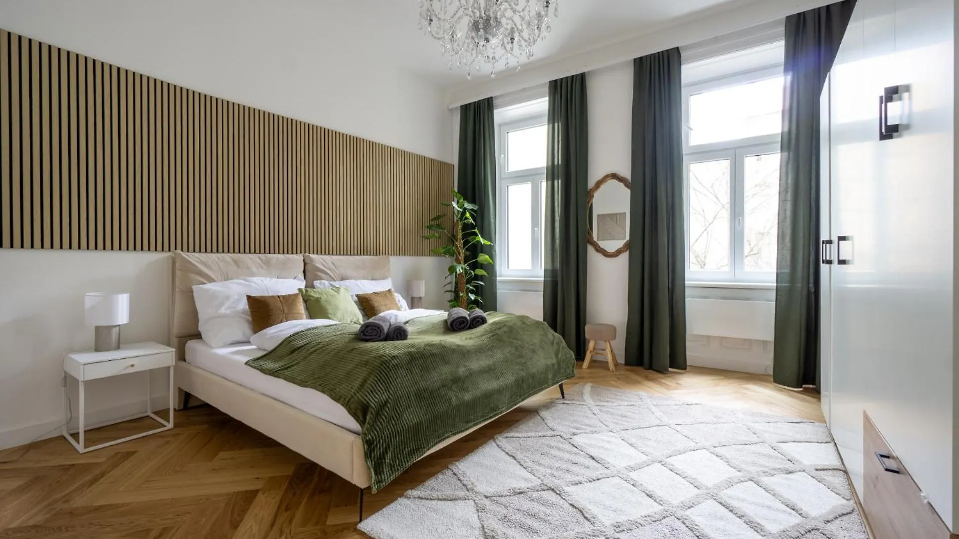 Central Elegant Heritage Apartment With Modern Comfort Vienna